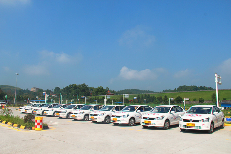 教練團隊-岳池駕校哪家好，岳池小車培訓，廣安駕校培訓，岳池萬通駕校，廣安小車培訓，廣安駕校哪家好就選岳池萬通汽車駕駛學校有限公司